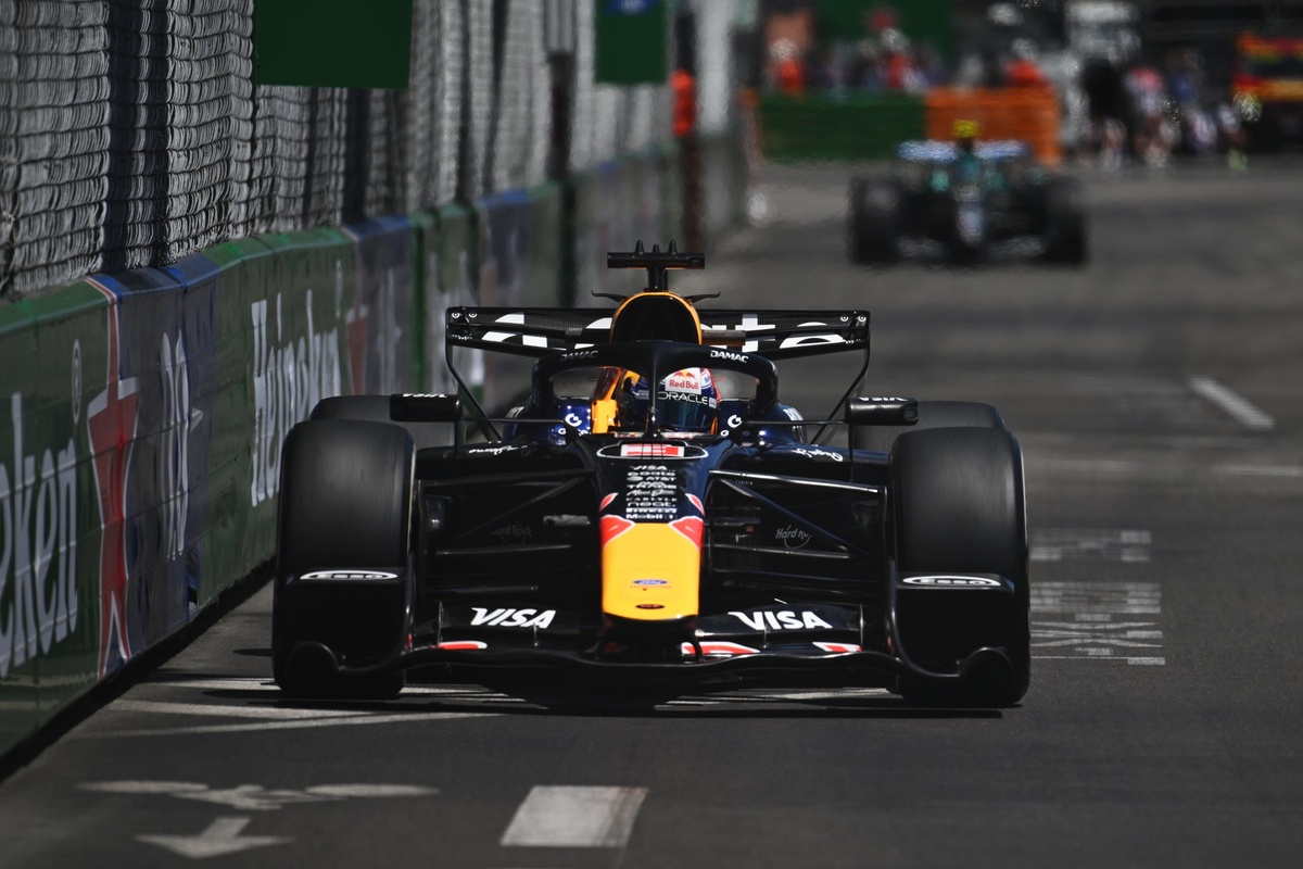 Ha cumplido diez años como piloto de Red Bull.