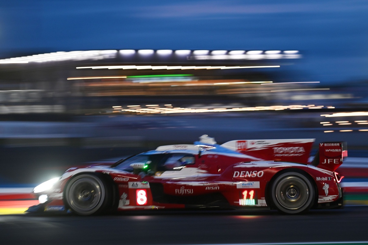 Toyota Racing #8