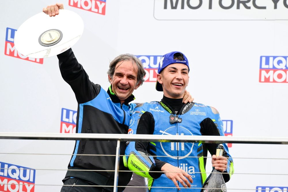 Raúl Fernández celebra la victoria de Trackhouse en Phillip Island