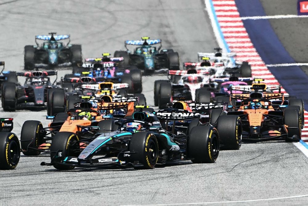 Kimi Antonelli a freno de ataque al inicio