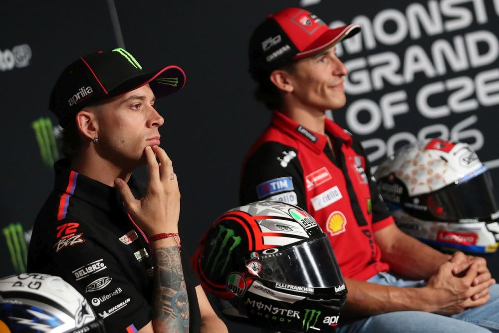 Marco Bezzecchi en la pista de MotoGP