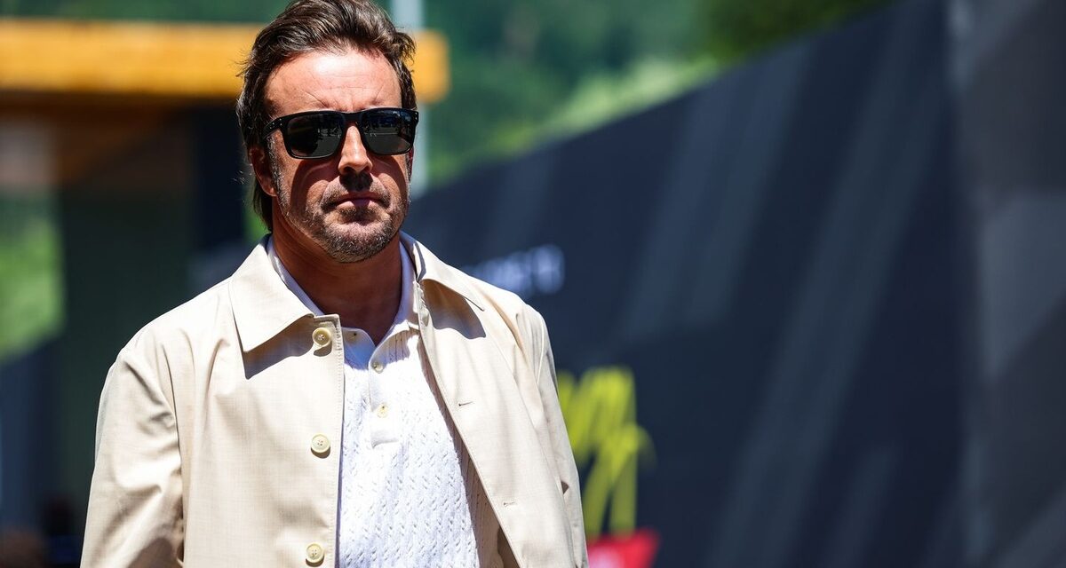 Alonso prédit un "triste" spectacle à Silverstone avec les F1 2026