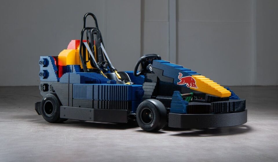 Verstappen pas enchanté par la parade avec les karts Lego
