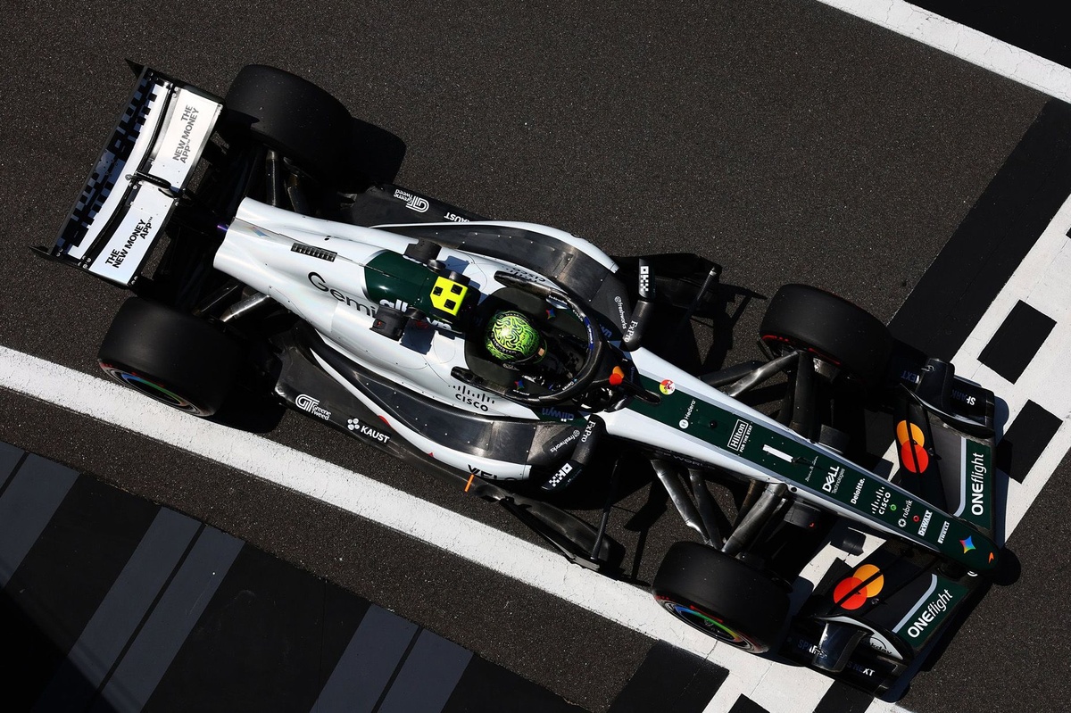 ¿Por qué McLaren no tiene el último motor Mercedes en Silverstone?