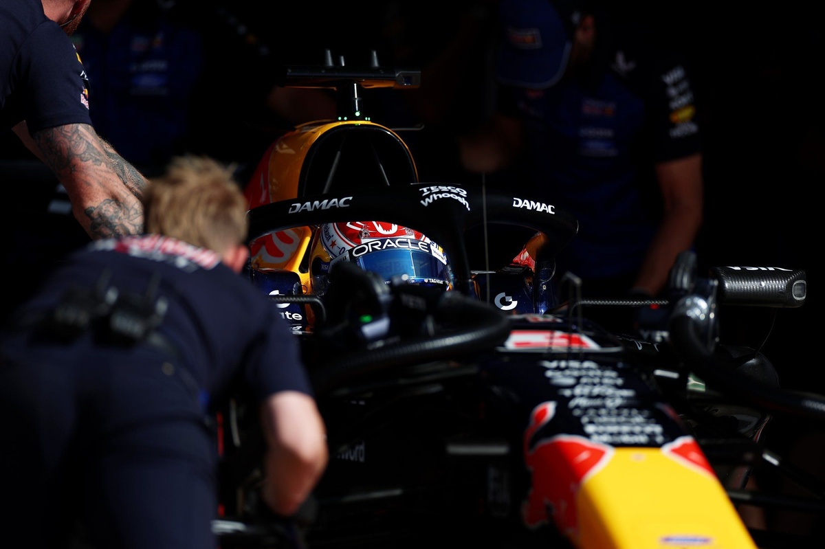 Red Bull apoya a Verstappen: «Tiene razón de no estar contento»