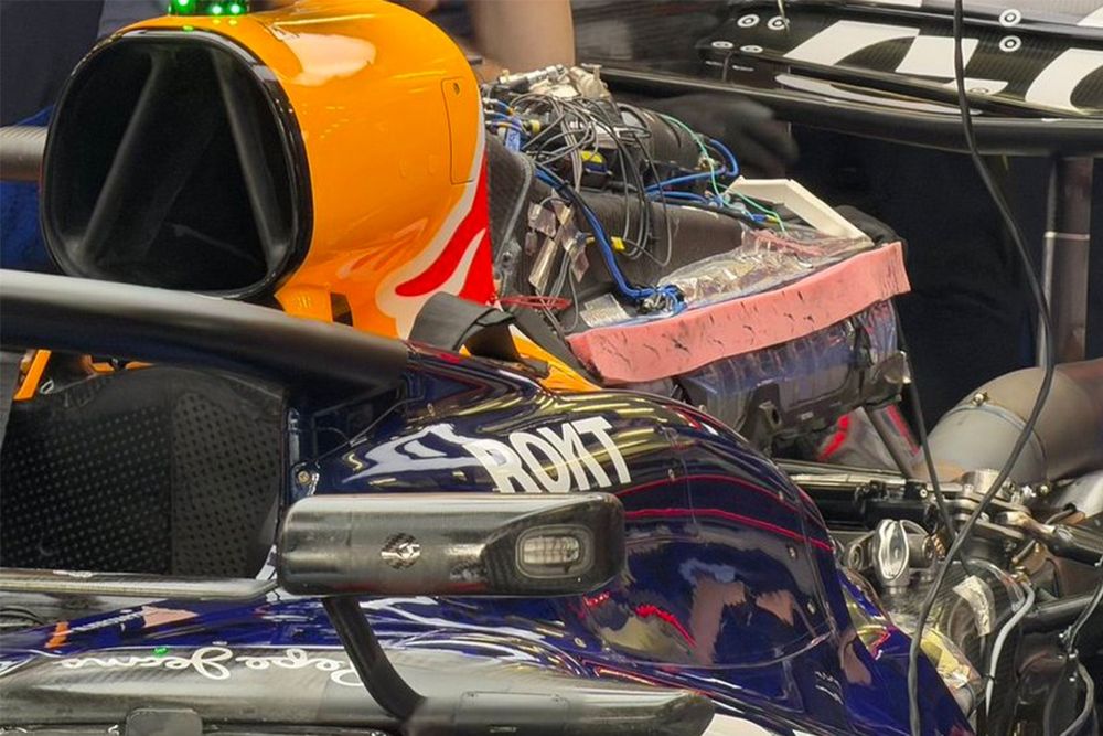 El motor Red Bull Powertrains sobre la RB22.