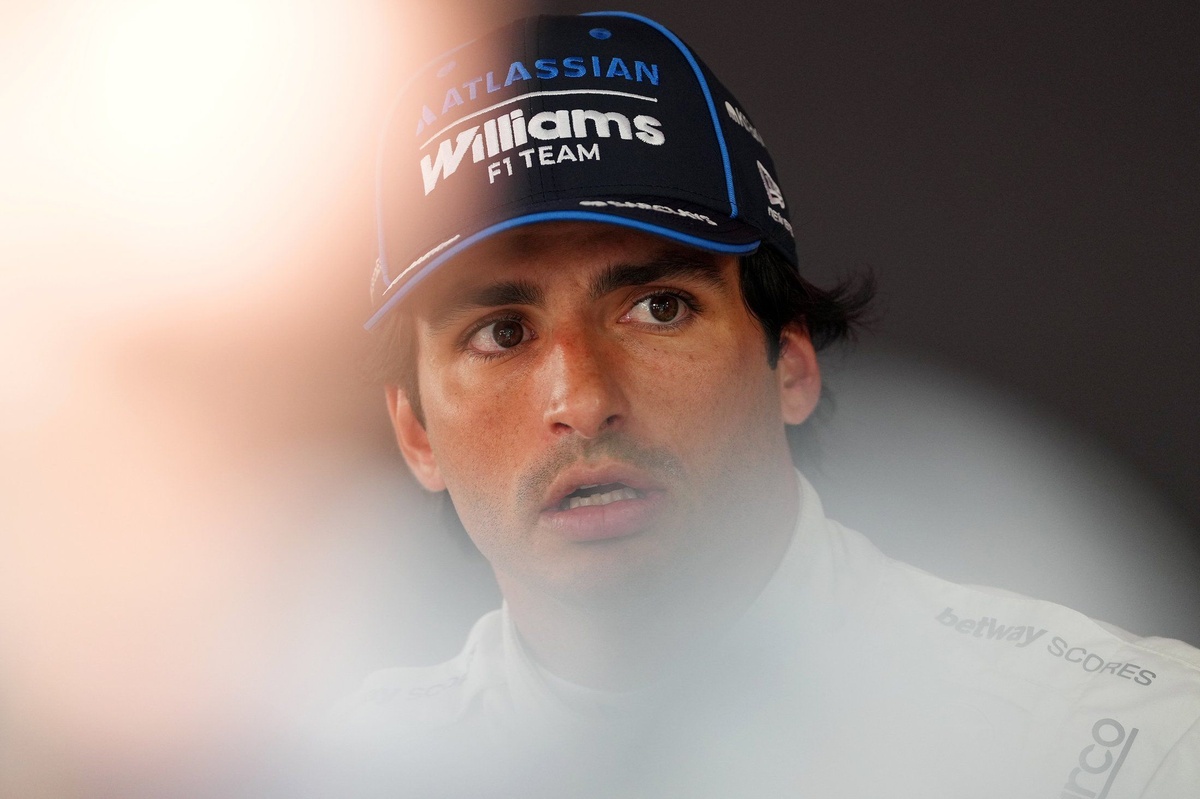 ¿Cómo se pudo aceptar esto? Sainz ataca nuevamente las reglas de F1 2026