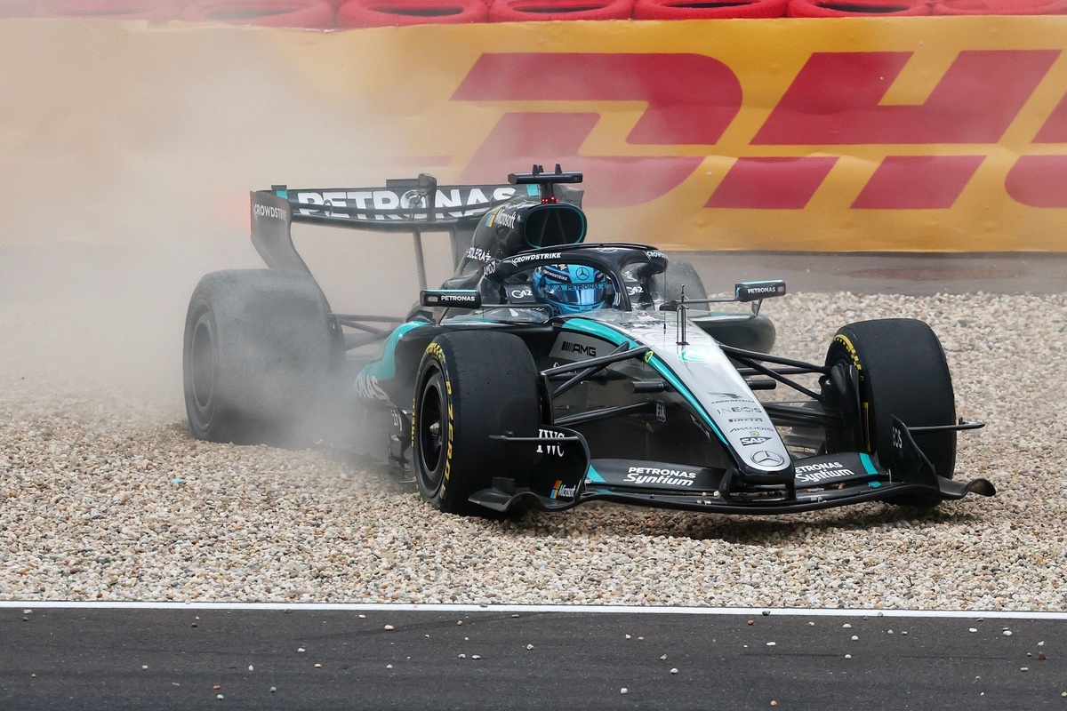 Entrevista clave: Hamilton vs Russell y los comisarios explican las reglas