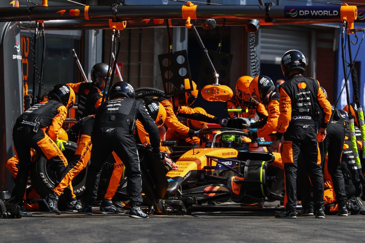 Pitstop de Lando Norris en la carrera del Spa