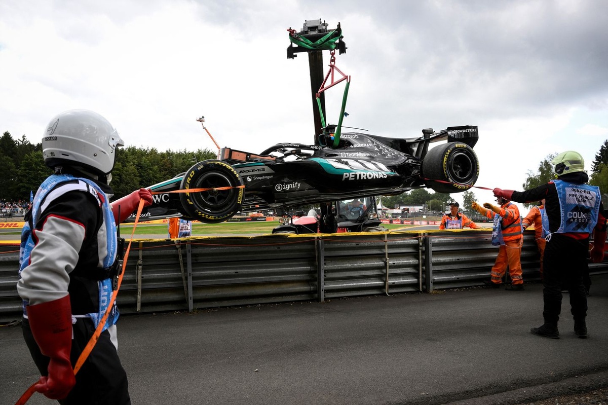Ce que l'abandon de Russell nous a appris sur le fond plat Mercedes
