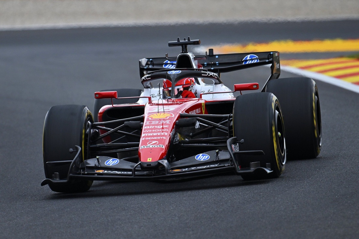 Ferrari et Red Bull commencent fort... Aston Martin très mal