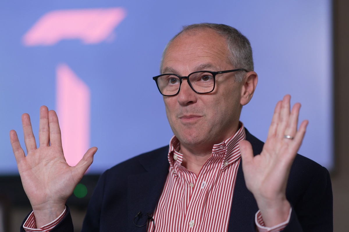 Domenicali responde a críticas sobre las reglas 2026: “No silenciamos a nadie”.