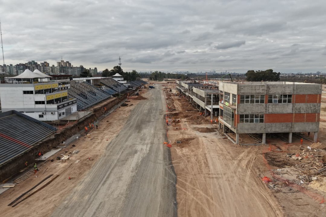 Nuevo edificio de boxes con 32 garajes para el MotoGP
