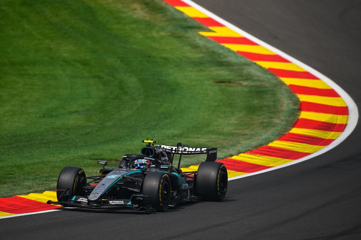 Kimi Antonelli en la Mercedes