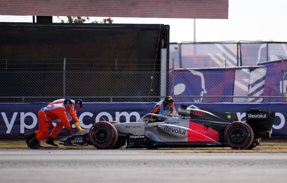 Nico Hülkenberg abandonó por fallo técnico