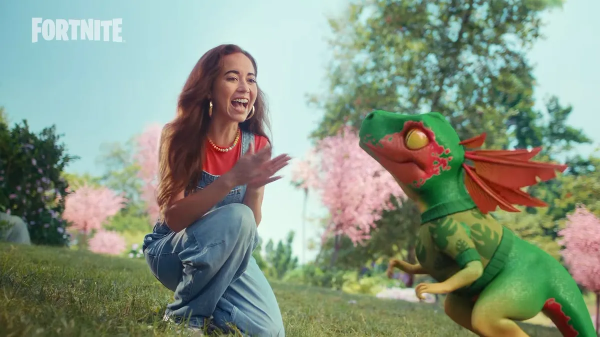 Maya Higa con Sidekicks