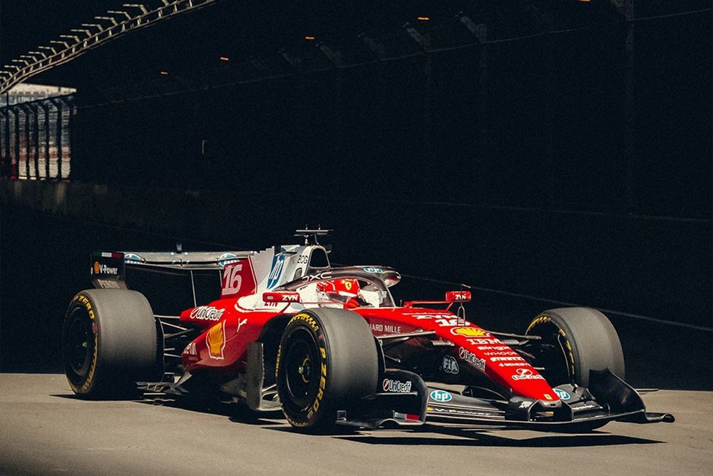 Charles Leclerc en el Circuito Madring con la Ferrari SF‑26