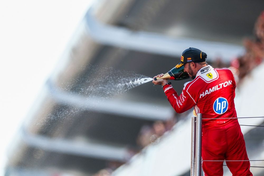 Lewis Hamilton ganó el GP de Barcelona tras la introducción de un nuevo paquete por parte de Ferrari