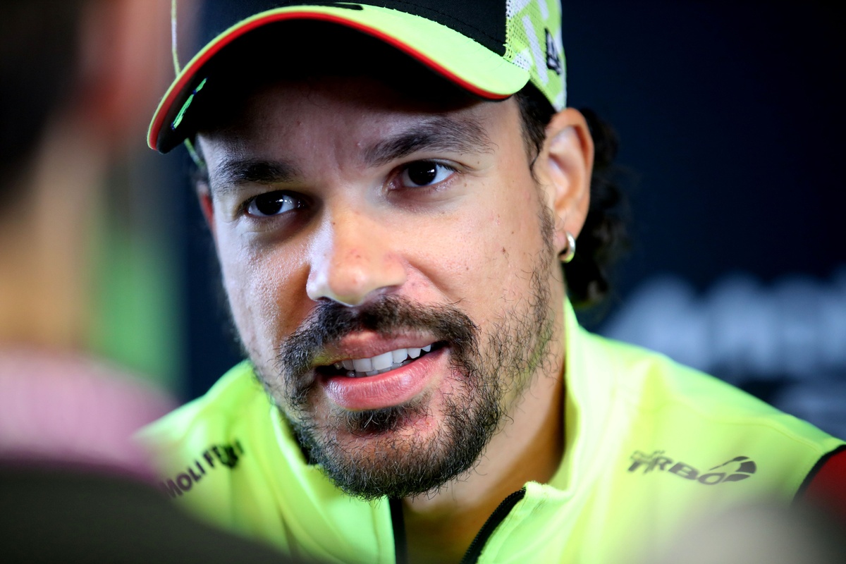 Franco Morbidelli assume no se desaceleró frente a Pedro Acosta en la pista.