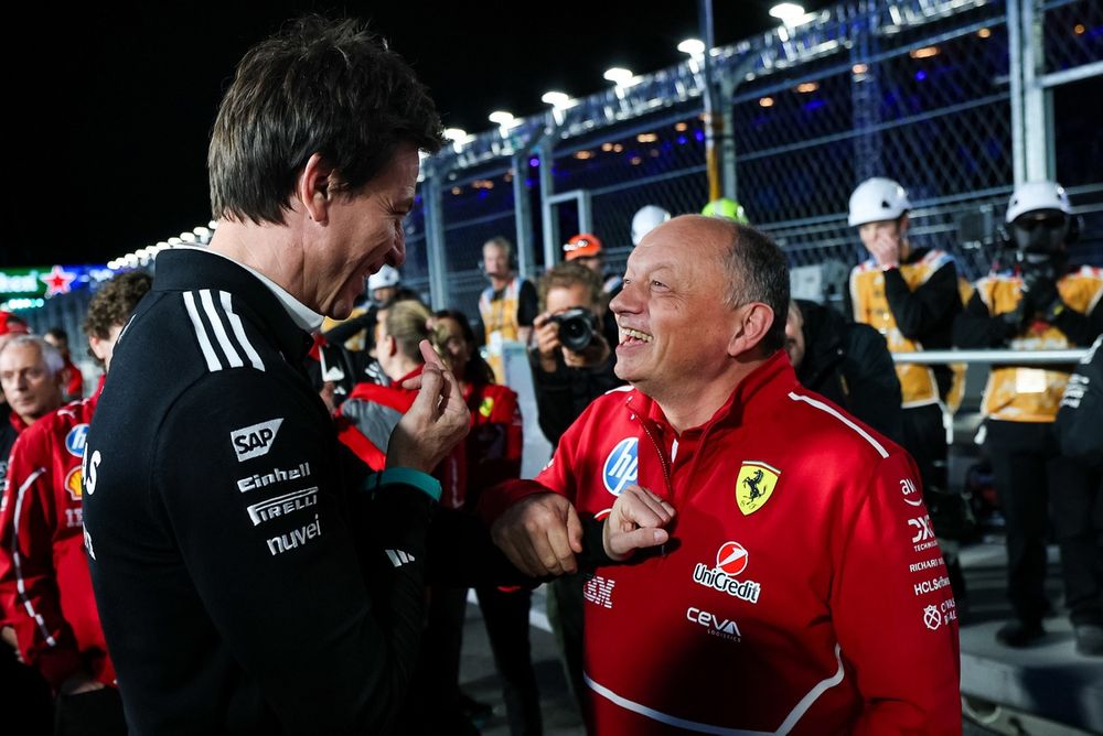 Toto Wolff frente a la prensa