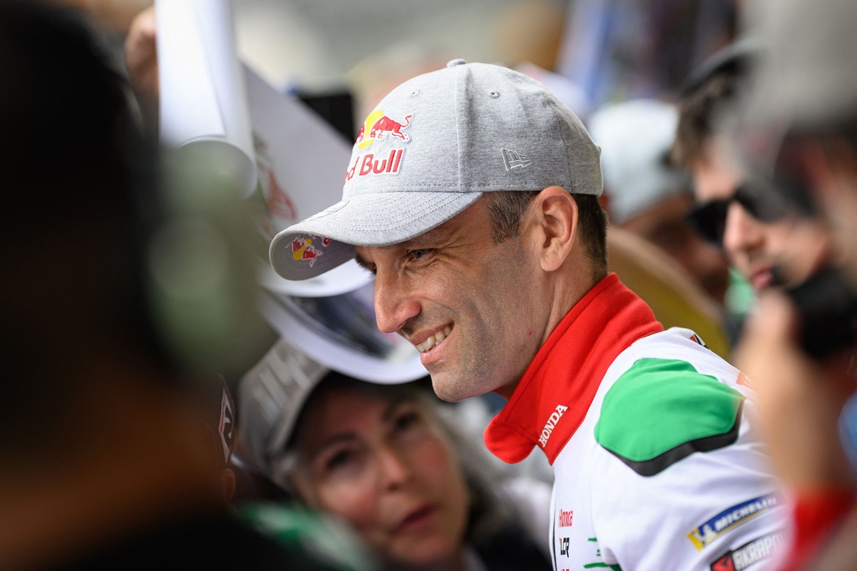 Johann Zarco en la pista