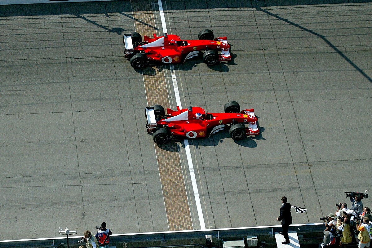 Ferrari F2002: dominó la pista, pero la polémica lo empañó