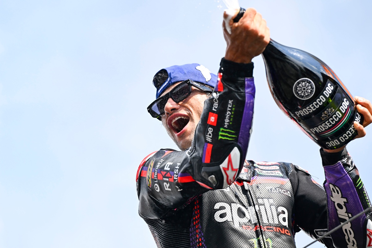 Jorge Martín lidera el campeonato a mitad de temporada