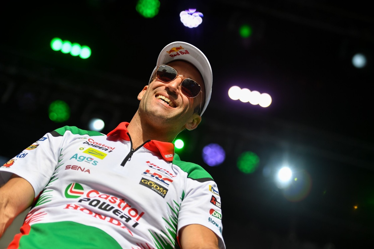 ¡Johann Zarco regresa a la pista con su moto!