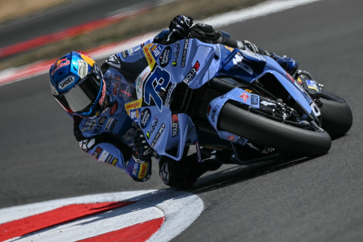 Álex Márquez compartiendo su análisis sobre la brecha con Ducati.