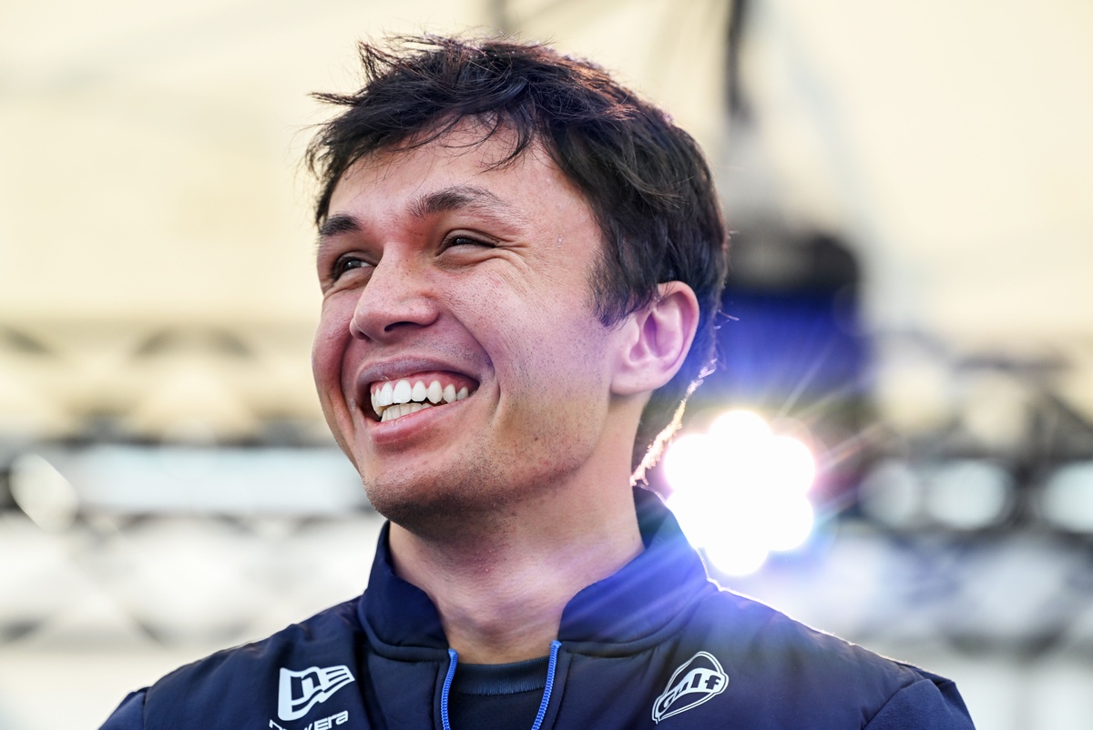 Alexander Albon prolonge chez Williams
