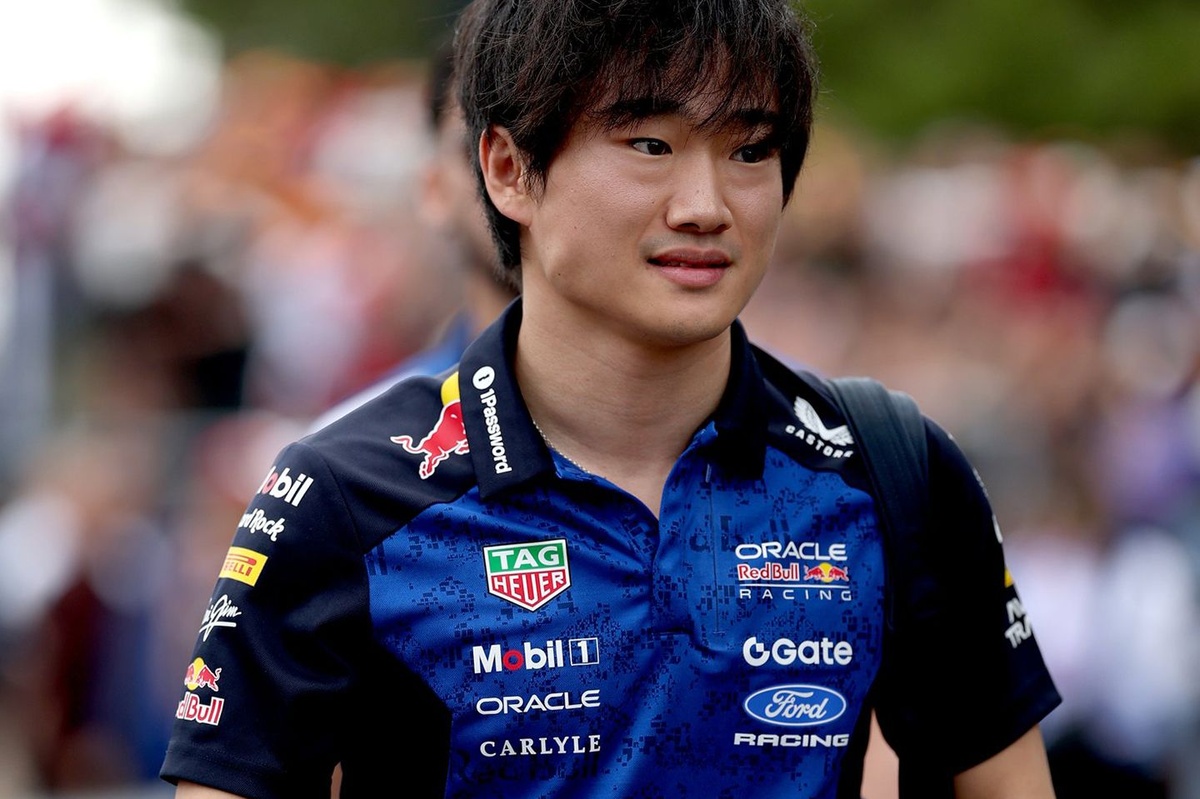Yuki Tsunoda: Conversaciones abiertas para asegurar su asiento en IndyCar 2027