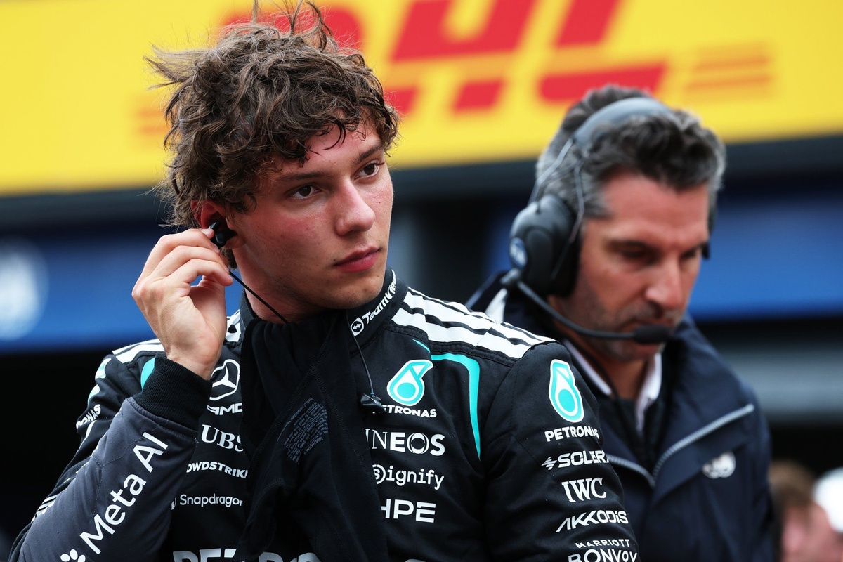 Antonelli frustrado tras un error que le costó la pole en el Gran Premio de Zandvoort