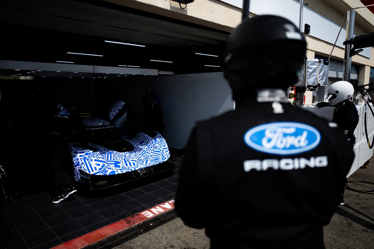 Les essais de Ford au Paul-Ricard.