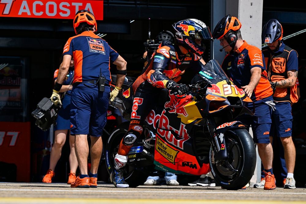 KTM s'est imposé au passage à un seule moto en 2027.