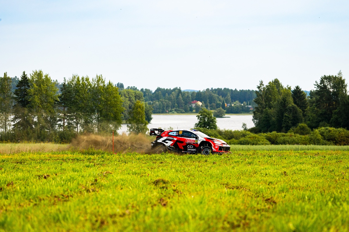 Oliver Solberg et Elliott Edmondson (Toyota Gazoo Racing WRT)